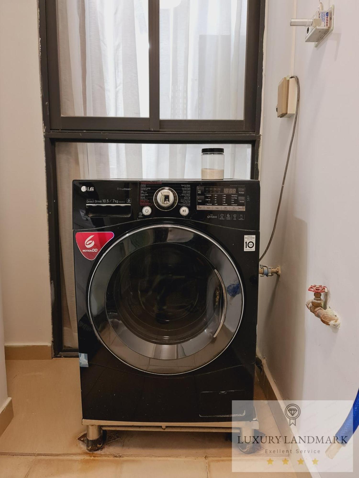 Sky Park Apartment - Vinhomes Central Park 胡志明市 外观 照片